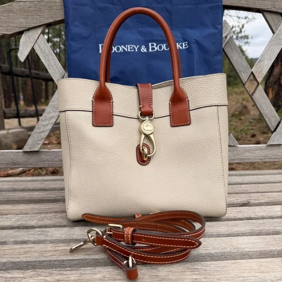 EUC Dooney & Bourke Cara Tote - Picture 1 of 13